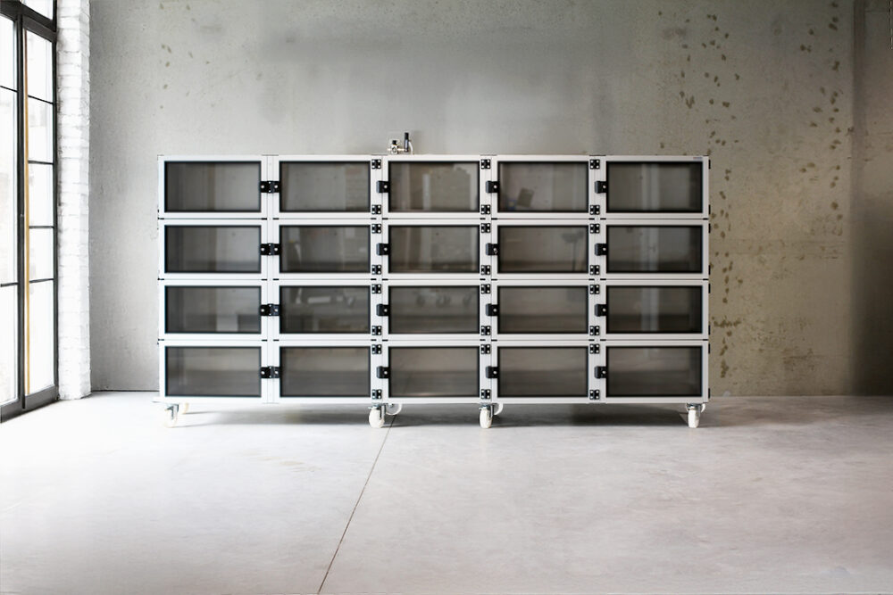 50078 CABINET.LINE® Spülschrank Aluminium 720x1080px B 3.490 20-türig.jpg