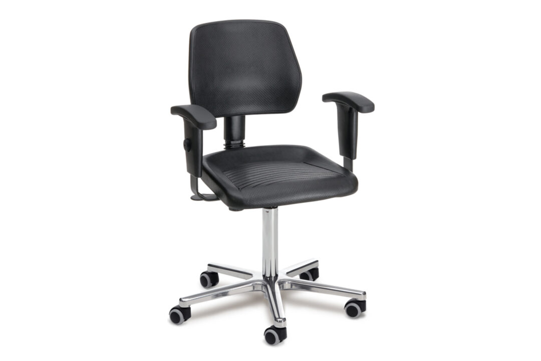 Laborstuhl 208 PUCH -laborstuhl_208_puch_black 1620x1080px 72dpi.jpg