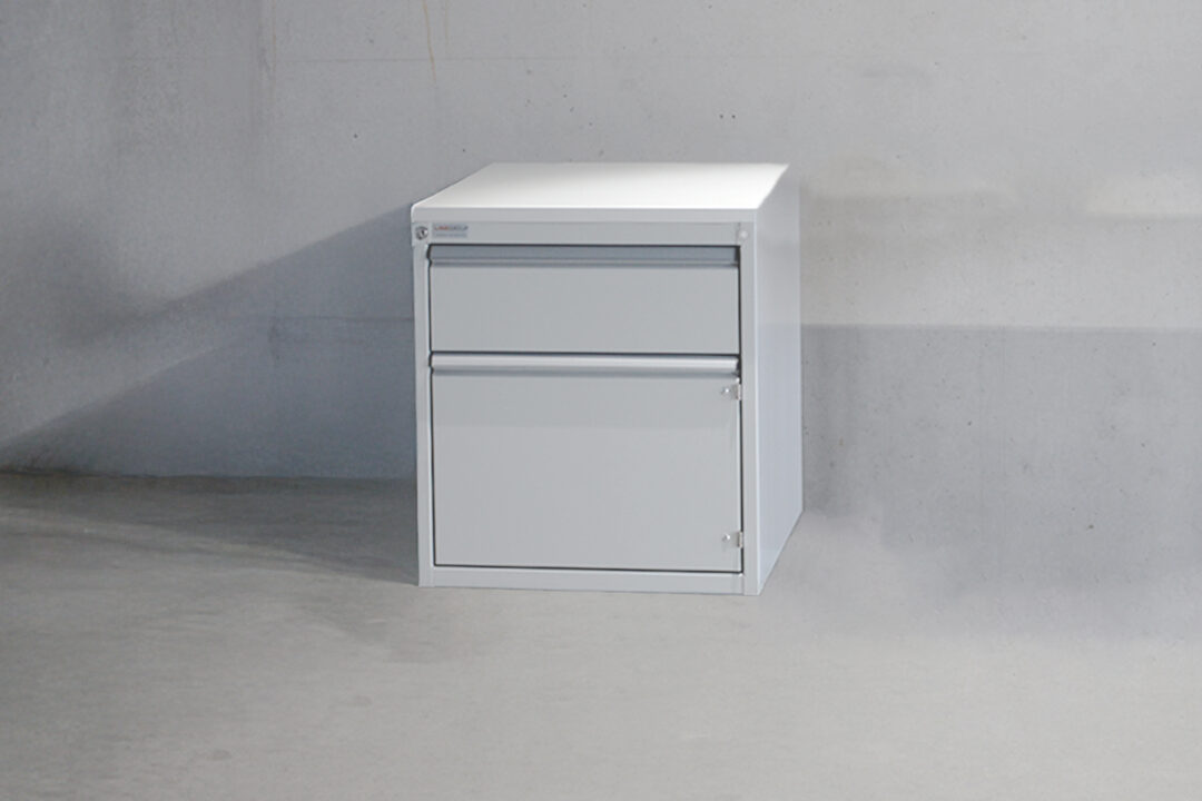 840989 LINE® Reinraumtisch Alu ME 1080x1620px 72dpi - Unterbaukontainer.jpg