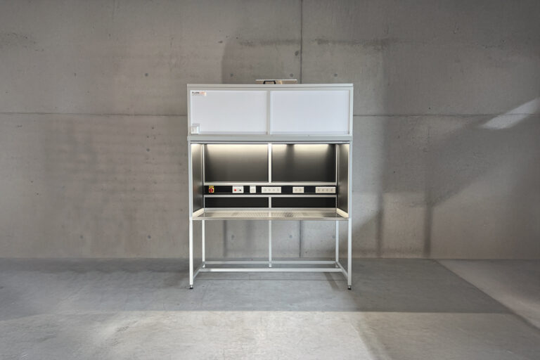 651376 FLOW.LINE® Box 1620x1080px 72dpi - B1.915 Black.jpg