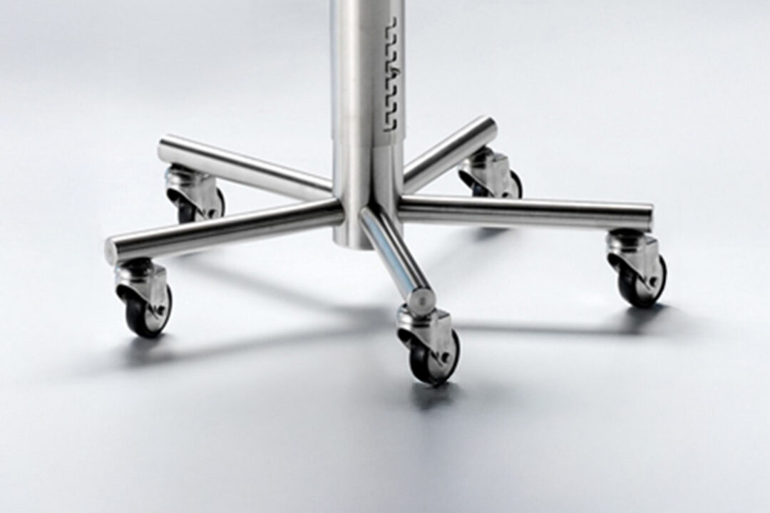 335-Arccinox Edelstahlstuhl -rollbar 1620x1080px-02.jpg