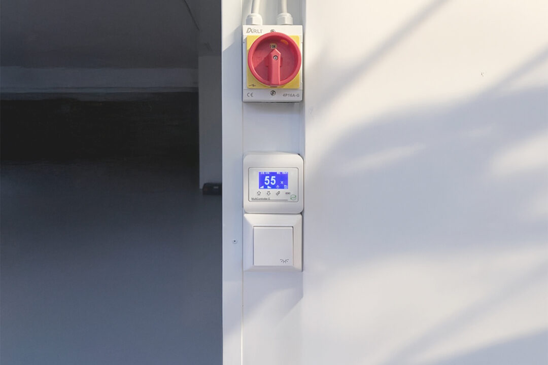 A10283 Filter Fan Unit Steuereinheit Display 1620x1080px 72dpi.jpg
