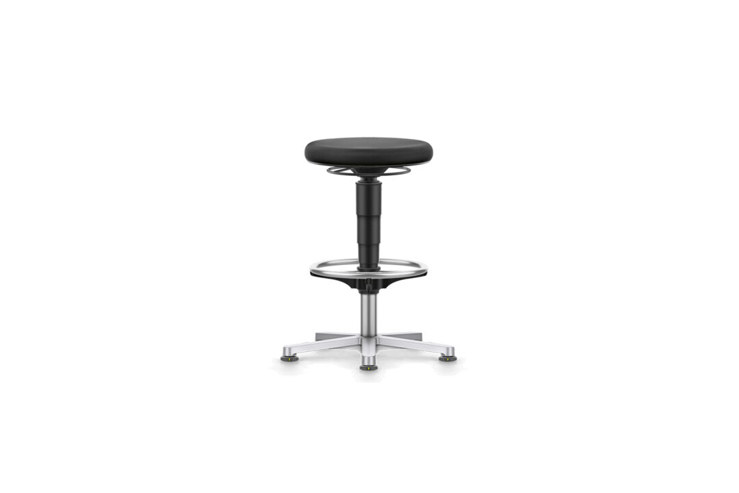 A11330 Hocker 1620x1080px 72dpi - ESD 3 9461E_.jpg