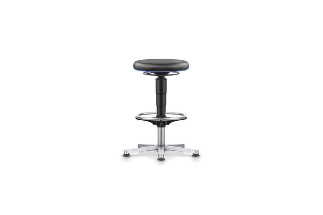 A11332 Hocker 1620x1080px 72dpi - Labor 3 9461L_.jpg