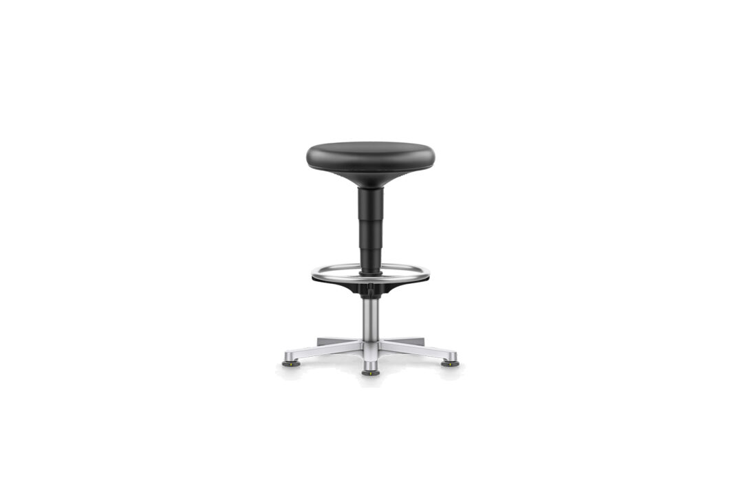 A11336 Hocker 1620x1080px 72dpi - Reinraum 3 9461R.jpg