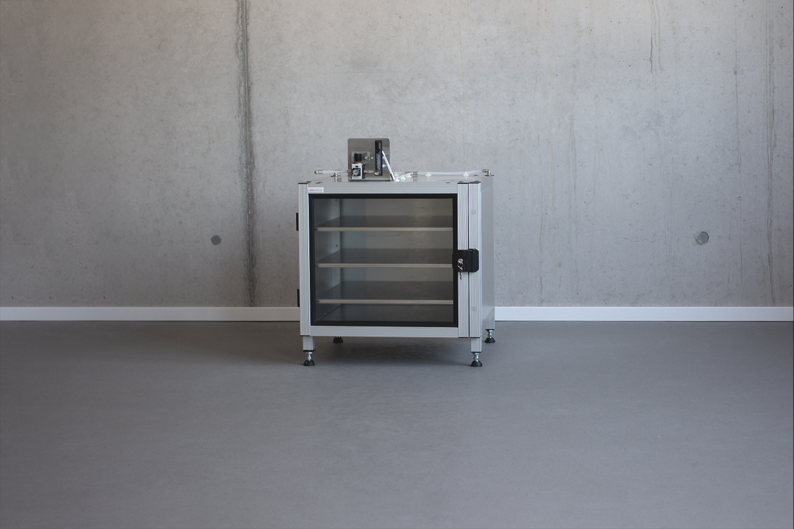 770066 CABINET.LINE® Spülschrank 1620x1080px 72dpi - SF klein.jpg