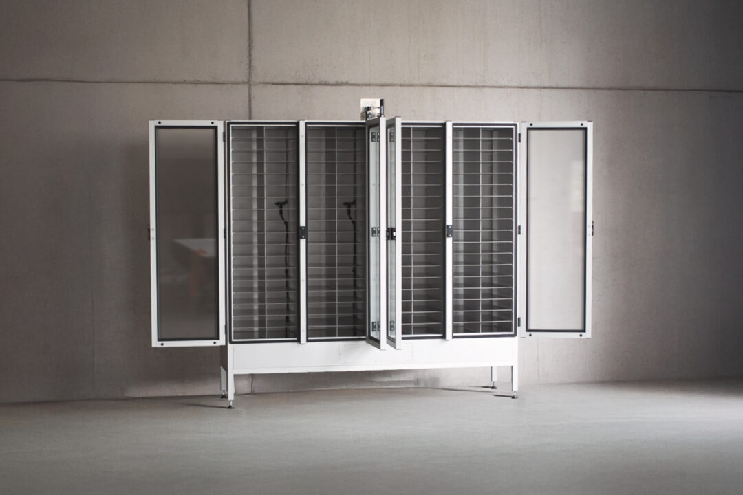 750135 CABINET.LINE® Lagerschrank 1620x1080px 72dpi - 144F.jpg