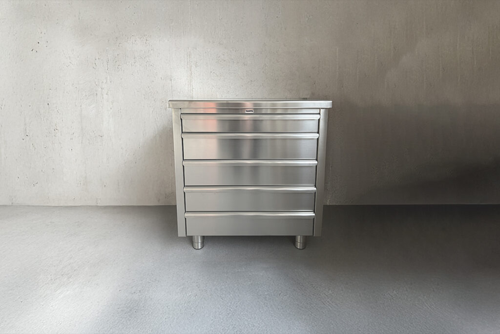 820012 LINE® Schubladenschrank 1620x1080px 72dpi - 5S.jpg