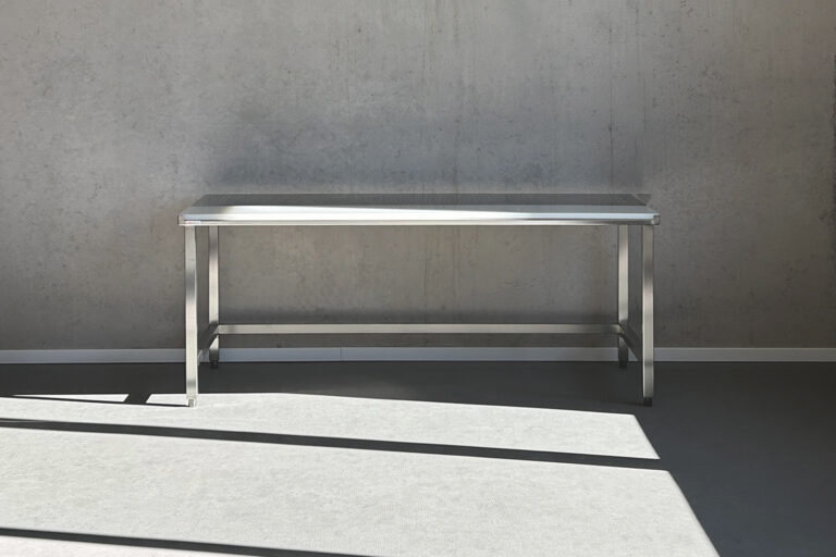 Reinraumtisch mit PP-Platte1620x1080px 72pdi IMG_9362.jpg