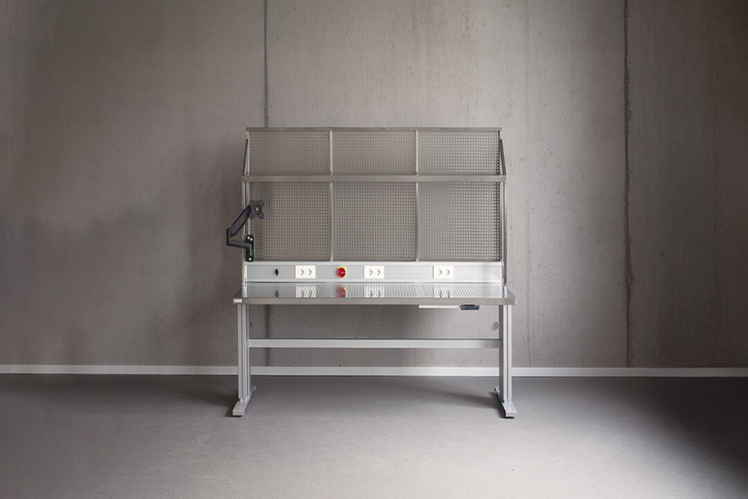 841009 Reinraumtisch Alu 1620x1080px 72dpi - SL.jpg