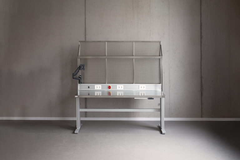 841009 Reinraumtisch Alu 1620x1080px 72dpi - SL.jpg