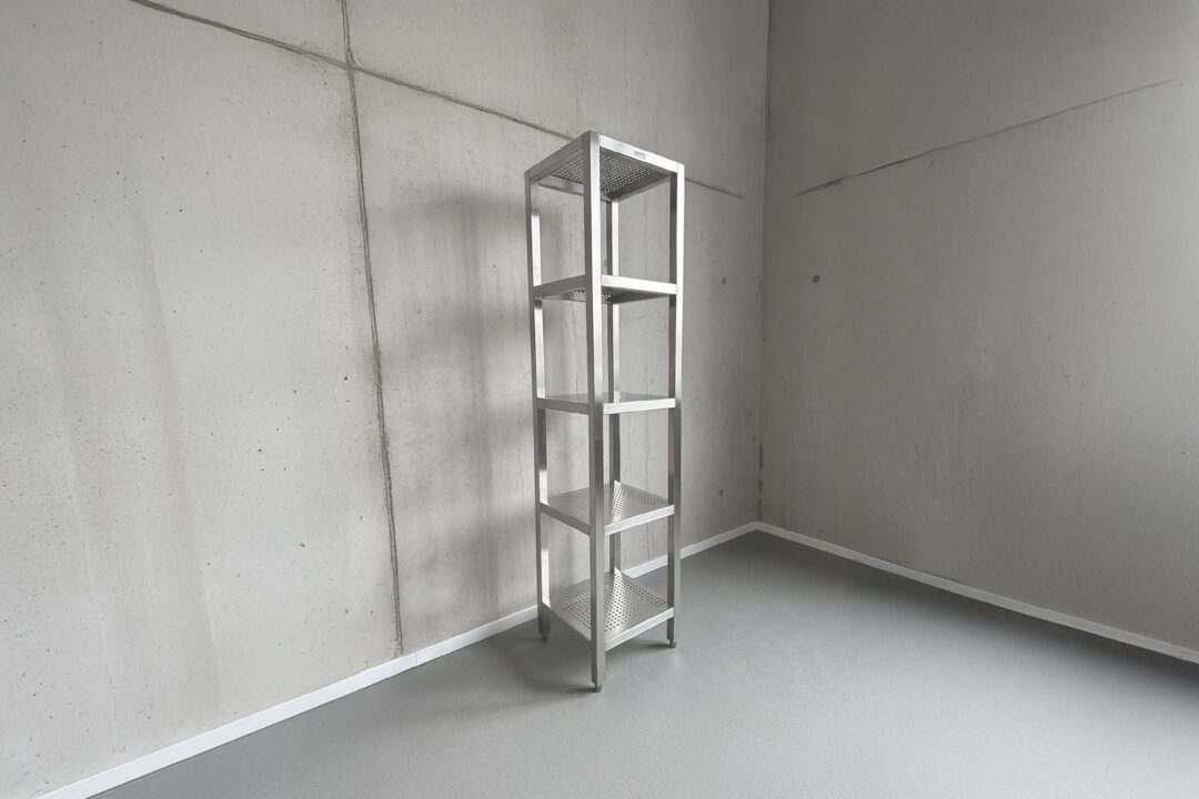 810009 LINE® Edelstahlregal B1600x400x1800 1620x1080px 72dpi.jpg