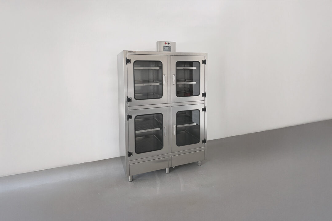 760025 CABINET.LINE® Lagerschrank 1620x1080px 72dpi - VA 4-türig.jpg