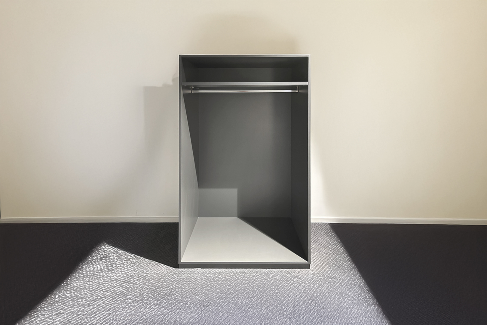 A10558 Kleiderschrank Melamin 1620x1080px 72dpi.jpg