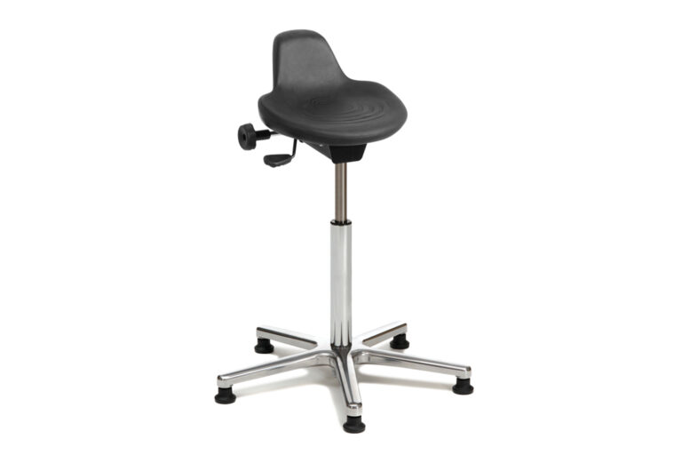 Stehhilfe_206_PUC_black 1620x1080px 72dpi.jpg