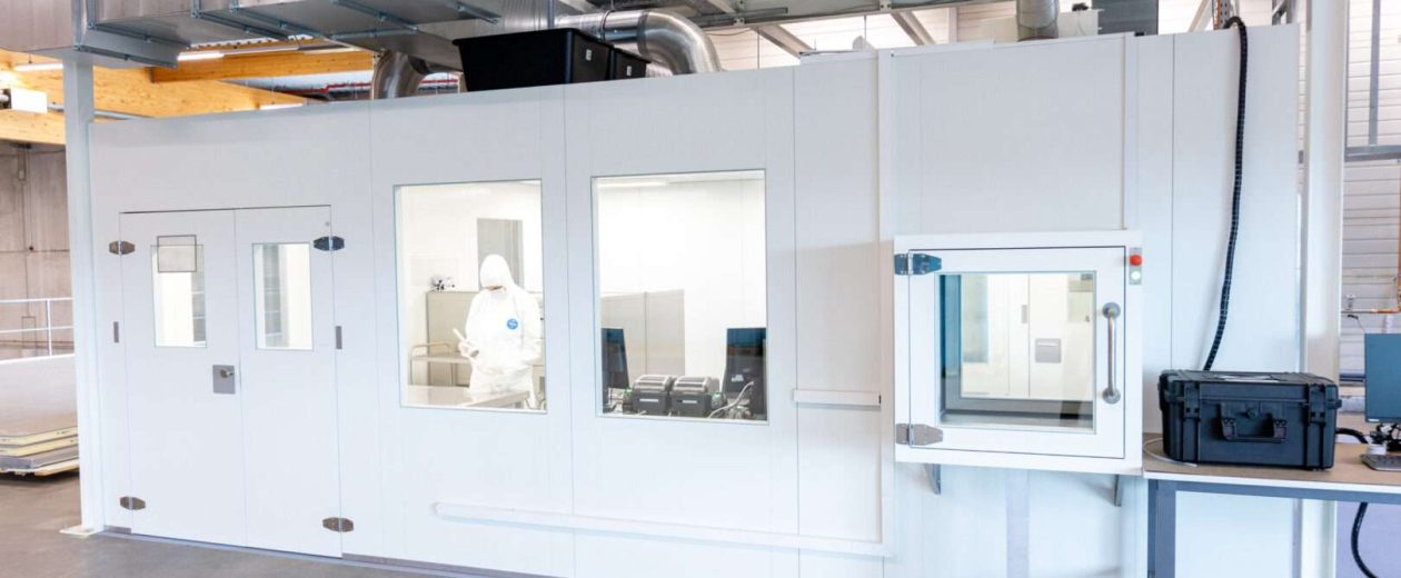 LINE® Reinraumeinrichtung Reinraumsystem Materialschleuse